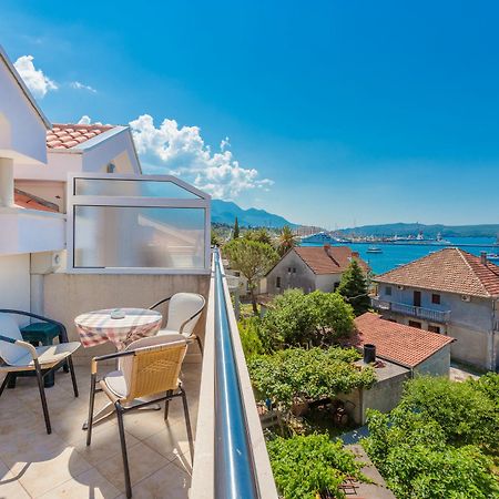 Rosic Apartments Tivat Exteriér fotografie