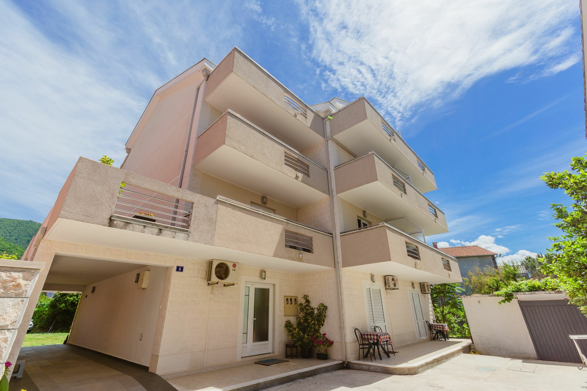 Rosic Apartments Tivat Exteriér fotografie